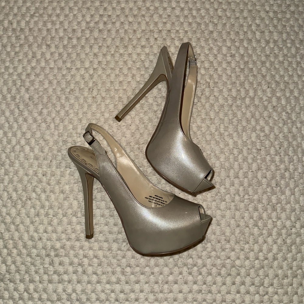 Elegant Peep-Toe Slingback Heels